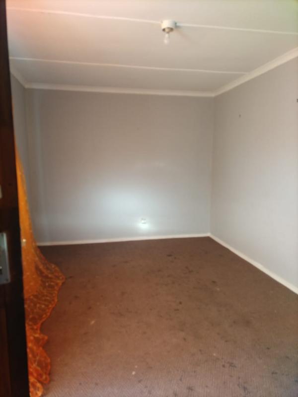 To Let 3 Bedroom Property for Rent in Booysens Park Eastern Cape